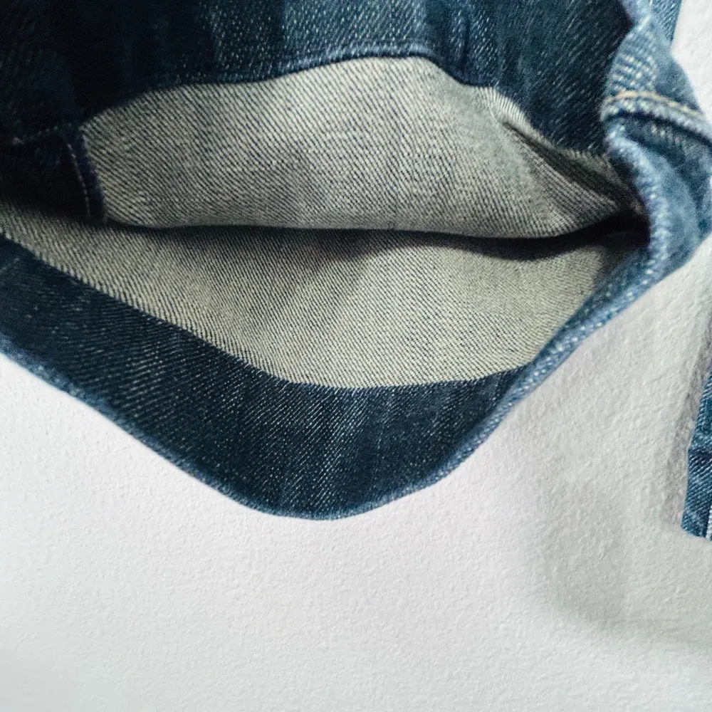 7 For All Mankind Dojo Faded Blue Denim Knee Length Bermuda Jean Shorts Sz 27 - Image 6