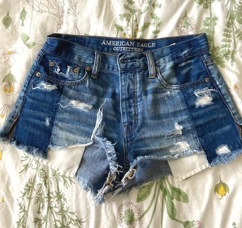 High Rise Two Toned Denim Shorts - Image 3