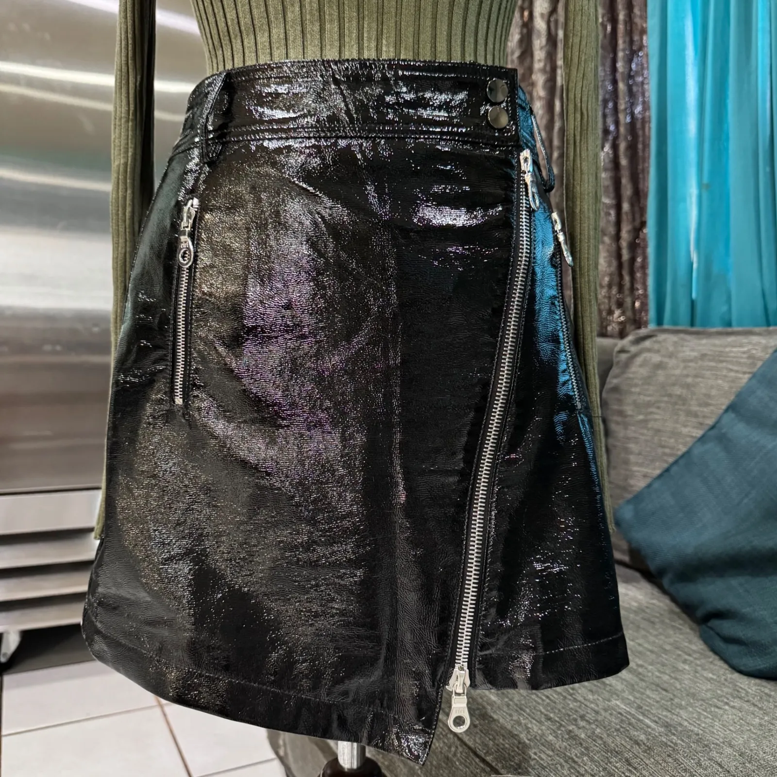 ei8htdreams Revolve Black Faux Patent Leather Moto Skirt Asymmetrical Zip S Goth - Image 2