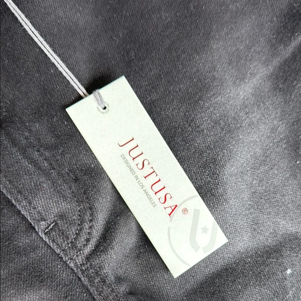 Just USA Black Straight Leg Jeans Versatile Elegance - Image 5