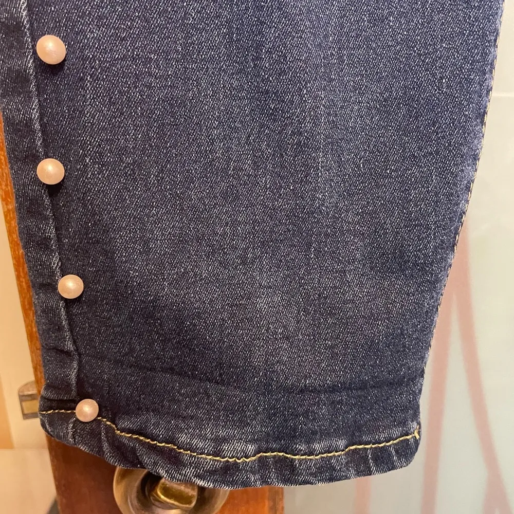 Cider Women’s Pearl Side Studded Curve & Plus Stretch Denim SkinnyJeans-1 X - Image 2