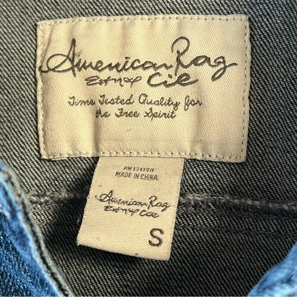 American Rag Y2K classic Jeans Jacket size S - Image 3