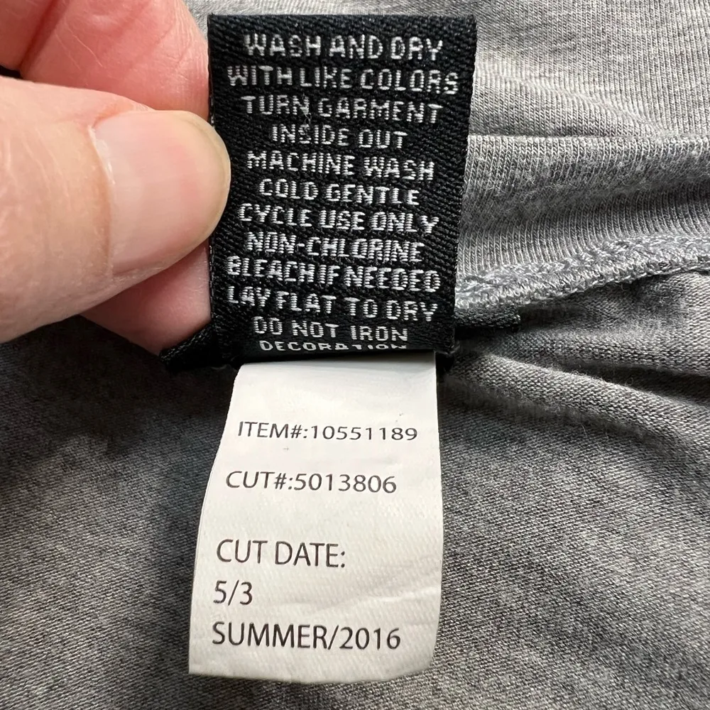 Torrid‎ T Shirt Big Dreams Good Music Expensive Taste - Image 8