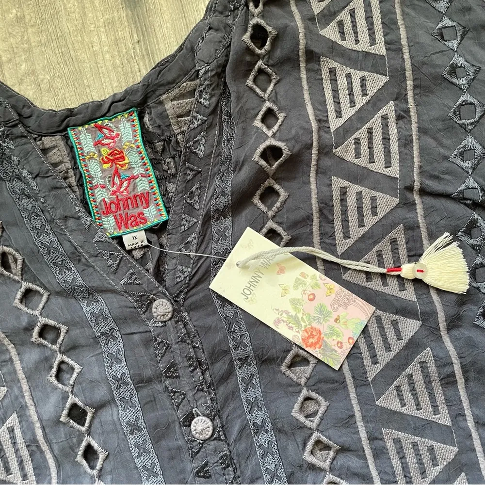 NWT Jaxon Top by Johnny Was [H3R] - Image 7