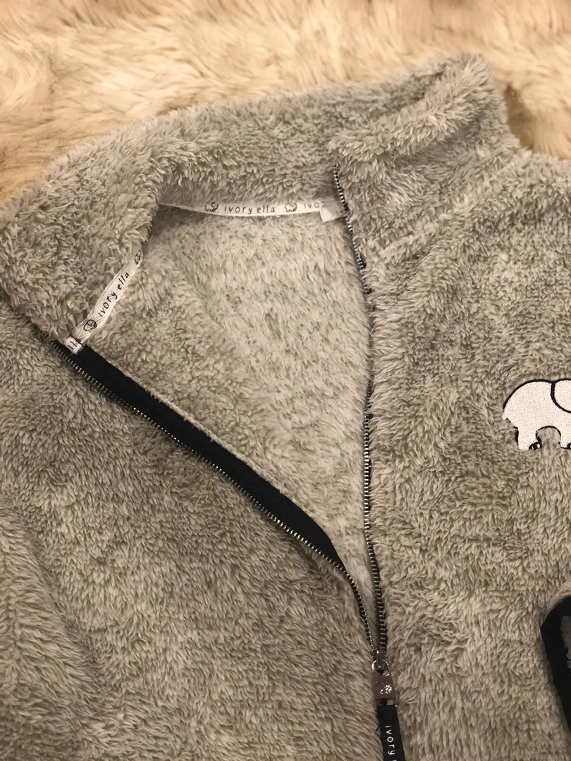 Ivory Ella Fuzzy Jacket - Image 3