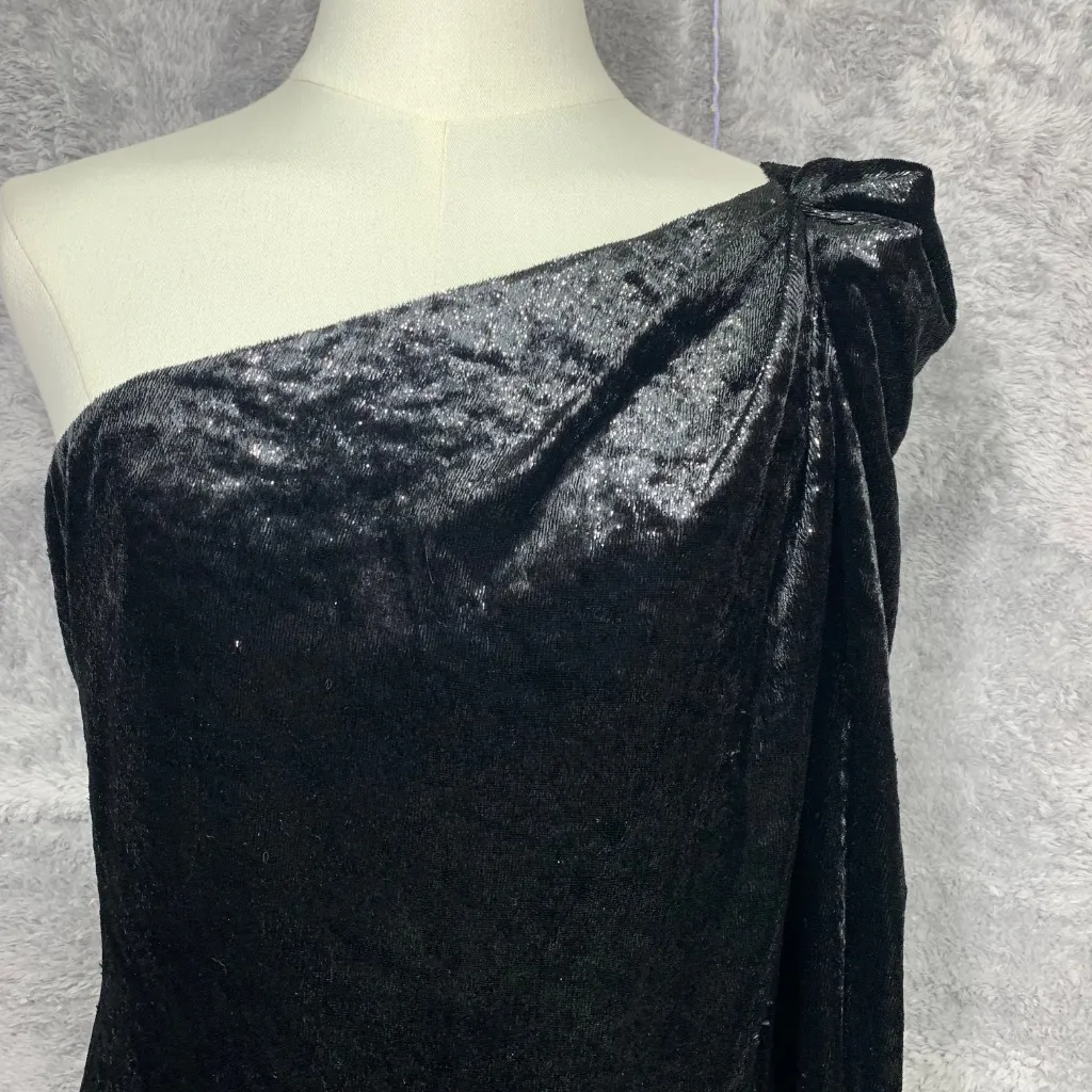 BCBGMAXAZRIA Women’s Black One Shoulder Velvet Cocktail Dress Size 4 NWT - Image 2