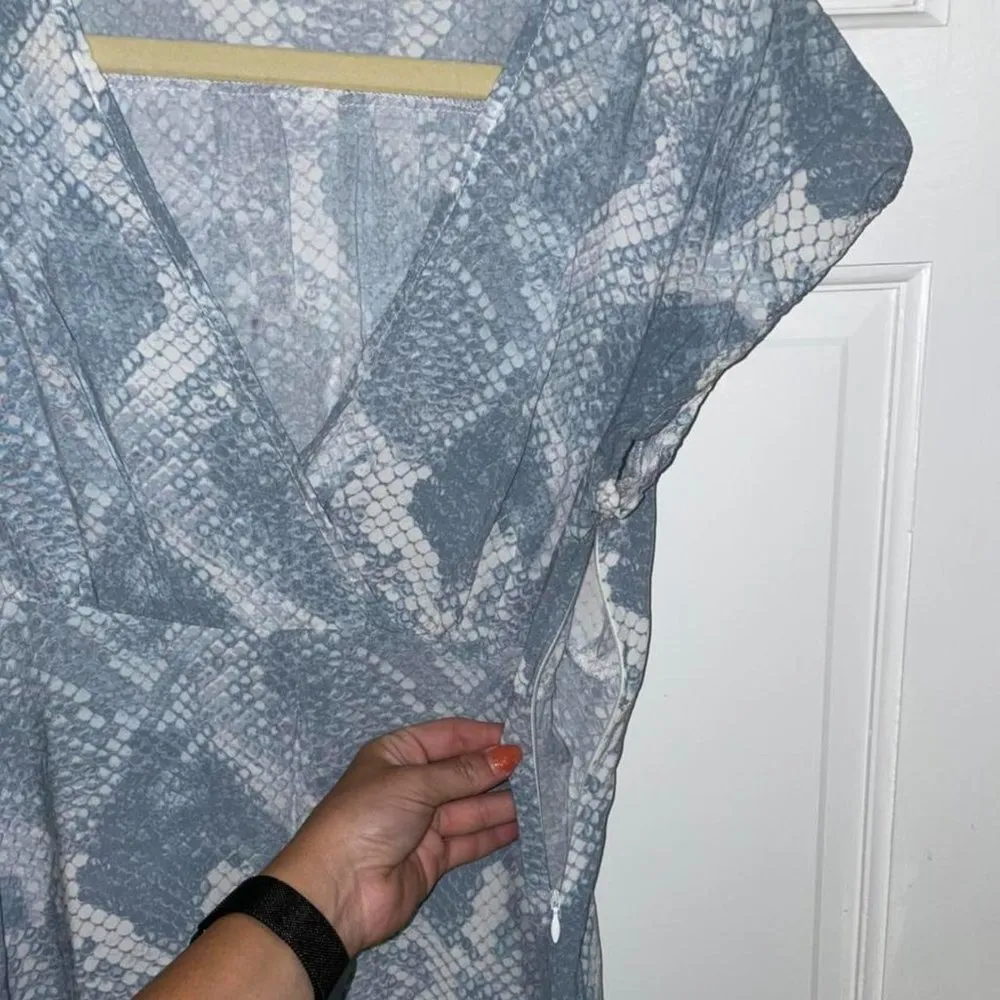 Olivaceous snake print dress - Image 2