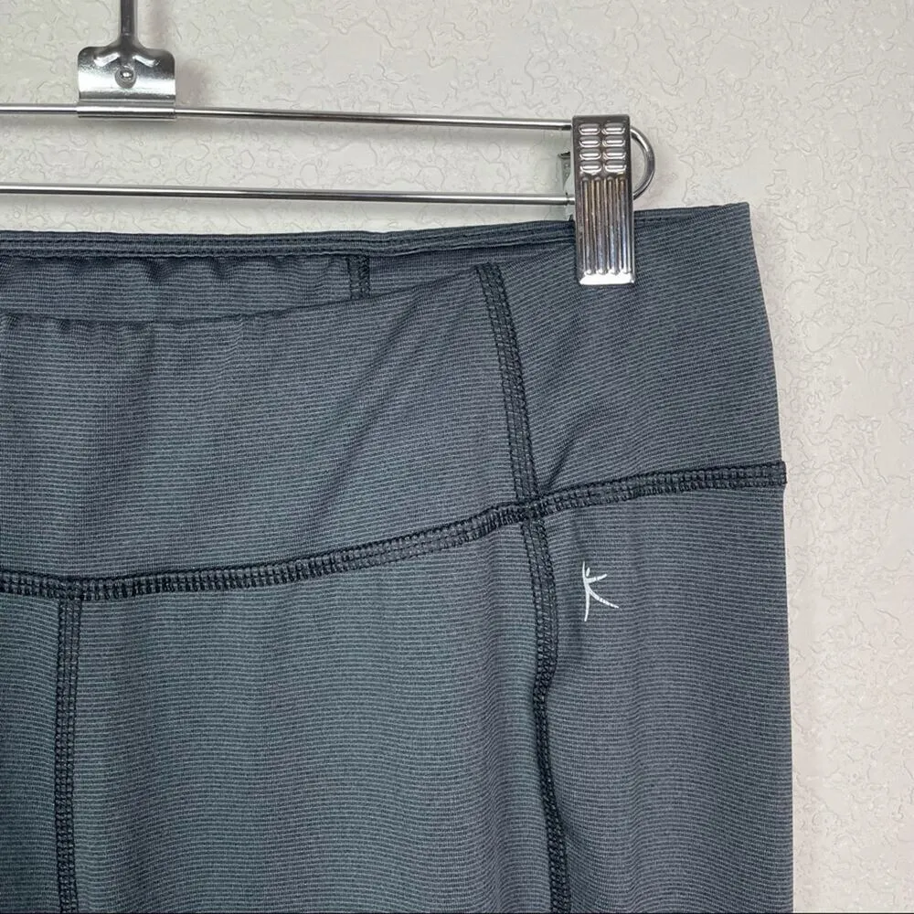 DANSKIN NOW Charcoal Capri Workout Leggings size L Pair #2 Gray Size L - Image 2