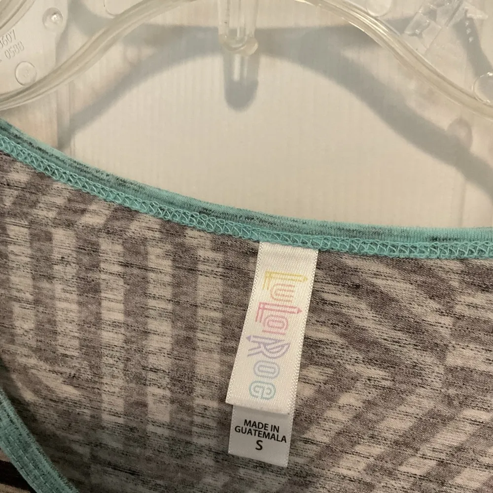 LulaRoe Perfect T - Image 2