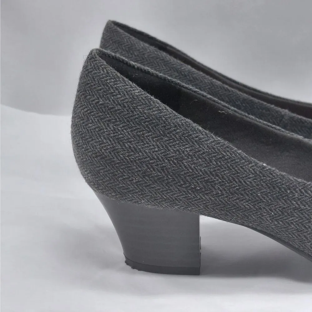 Clarks Teresa Step Pump Womens Size 8 Tweed Slip On Shoes Office Career Work - Image 4