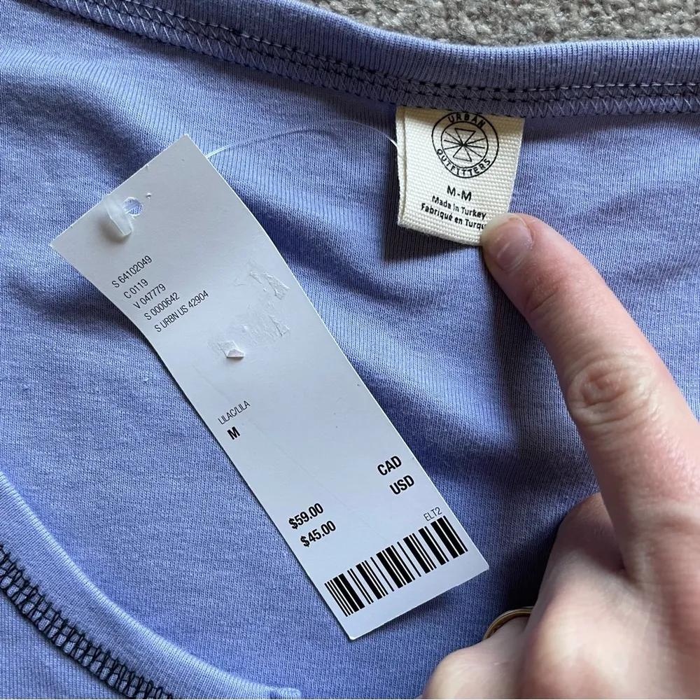 Urban Outfitters Y2K Tattoo Heart Graphic Cropped Skater Long Sleeve Knit Top M - Image 4