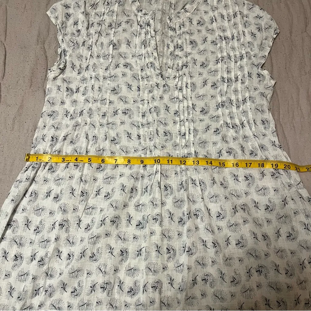 CP Shades White & Blue Floral 100% Cotton Cap Sleeve Lightweight Tunic Dress - Image 5