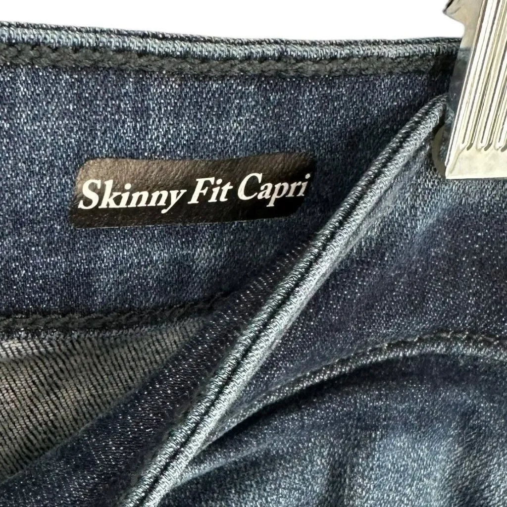 Judy Blue Skinny Fit Capri Jeans Distressed Size 15/32 Medium Wash - Image 5