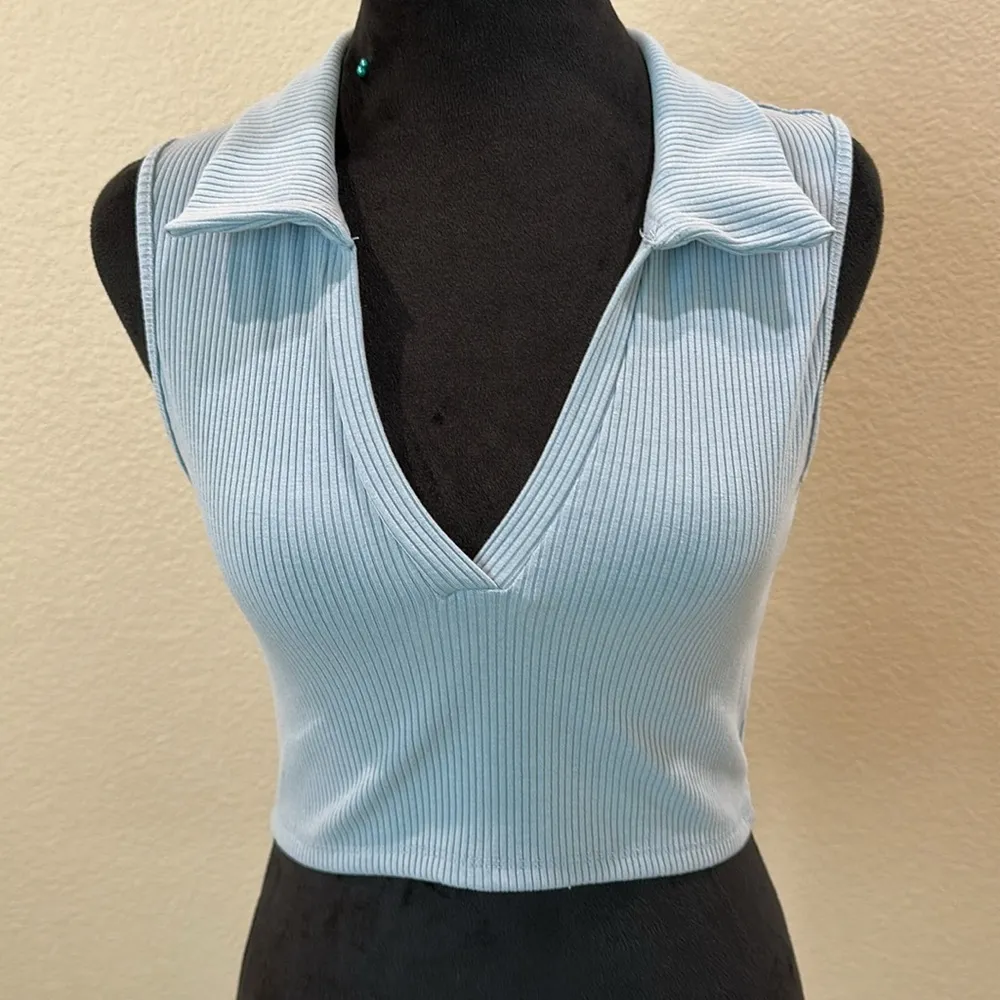 NWT Light Blue Sleeveless Ribbed Top - Image 2