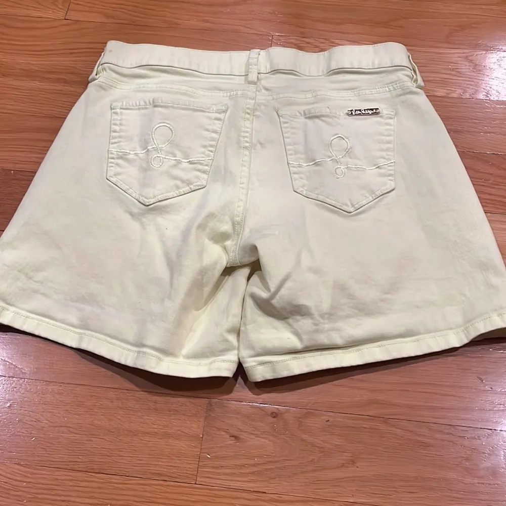 Lilly Pulitzer womens south ocean shorts size 6 . - Image 5