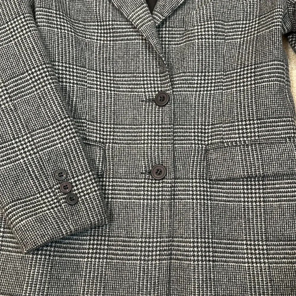 Bloomingdale’s Blazer Jacket Gray Checkered Two Button Lined Women Size 4 Petite - Image 4