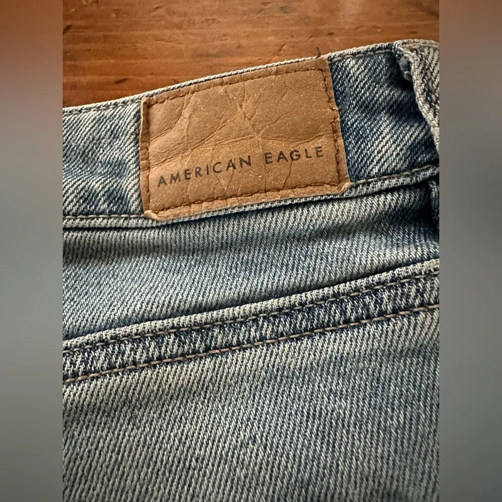 American Eagle outfitters Sz 14 denim curvy
 high waist distressed short Grunge - Image 4