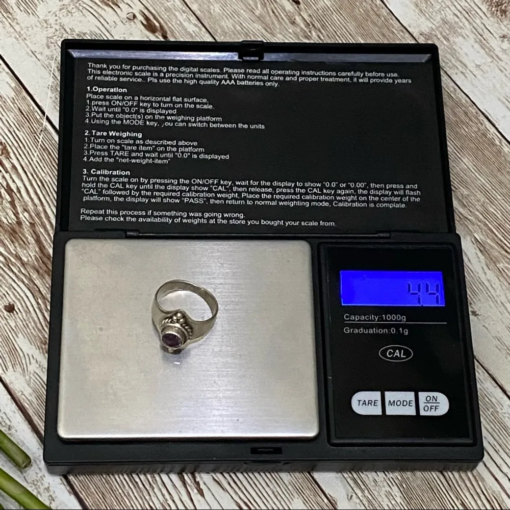 Sterling Silver  Amethyst Ring Size 7 - Image 3