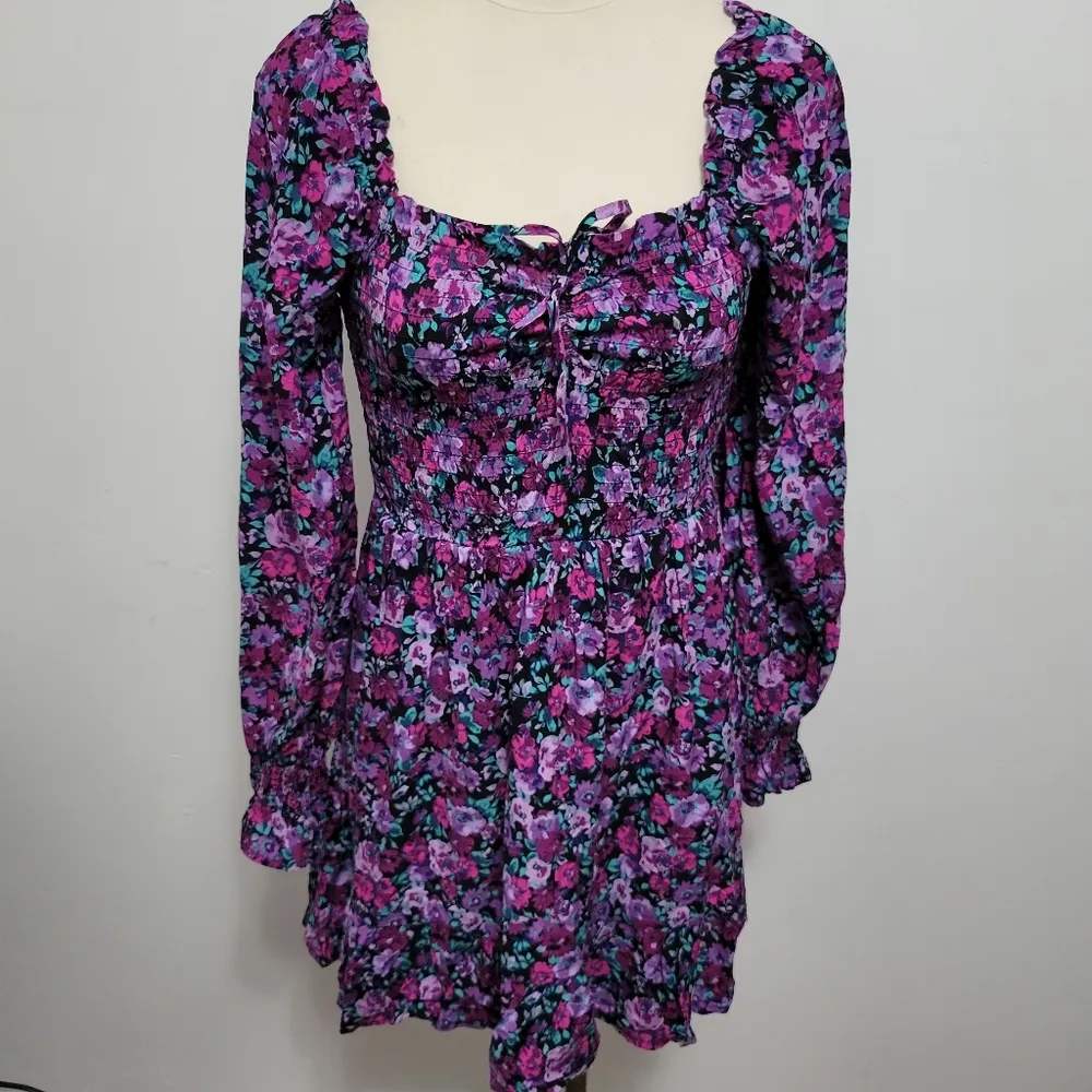Wild Fable purple liberty floral smocked mini dress size xs - Image 2