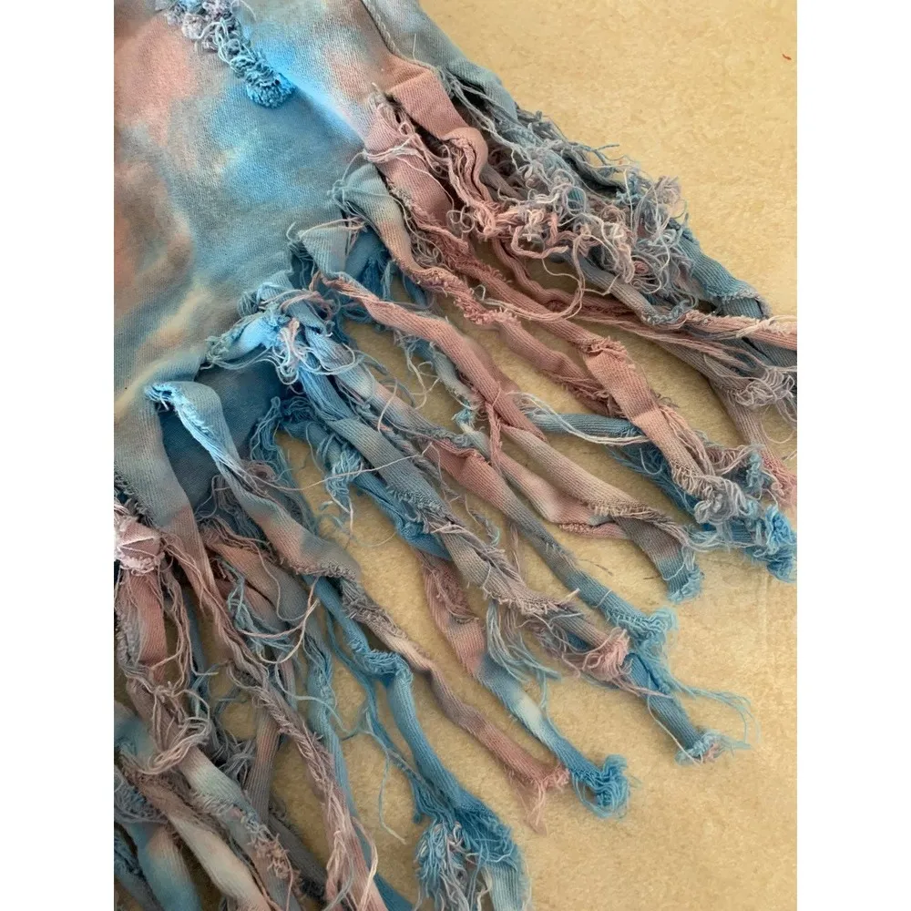 K.I.M by Kim tigers tyedye fringe denim shorts woman’s size medium/large - Image 6
