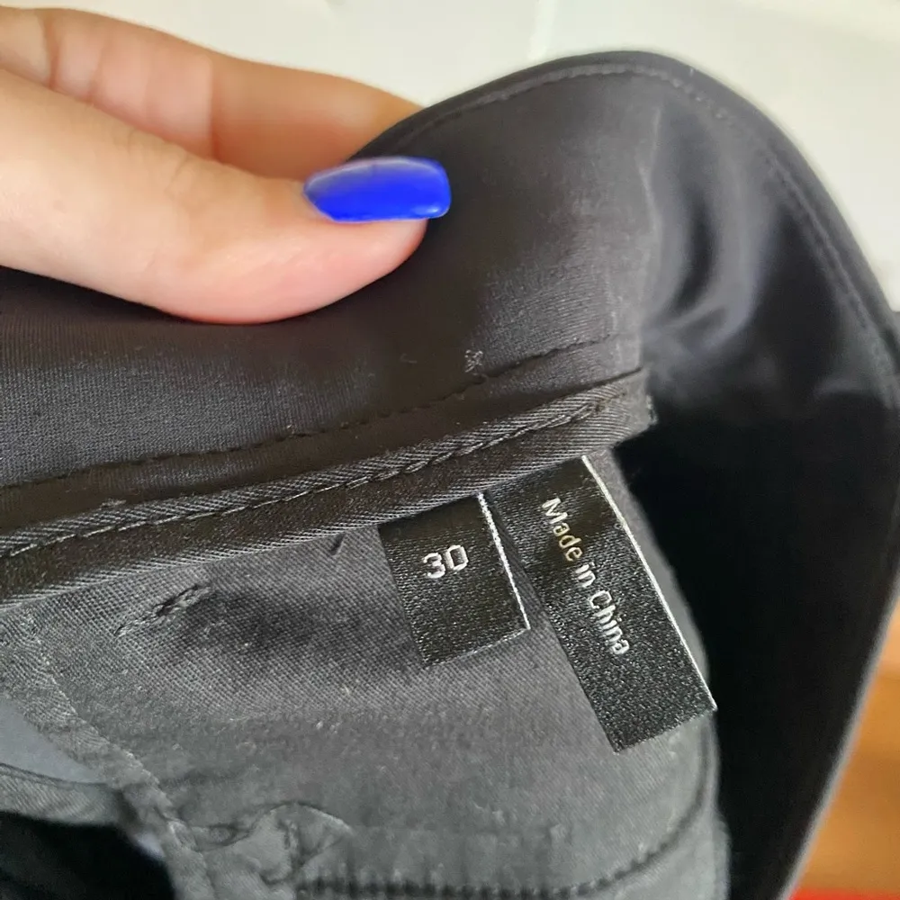 Theory Black dress pants size 30/10 work wear business casual straight leg - Image 4