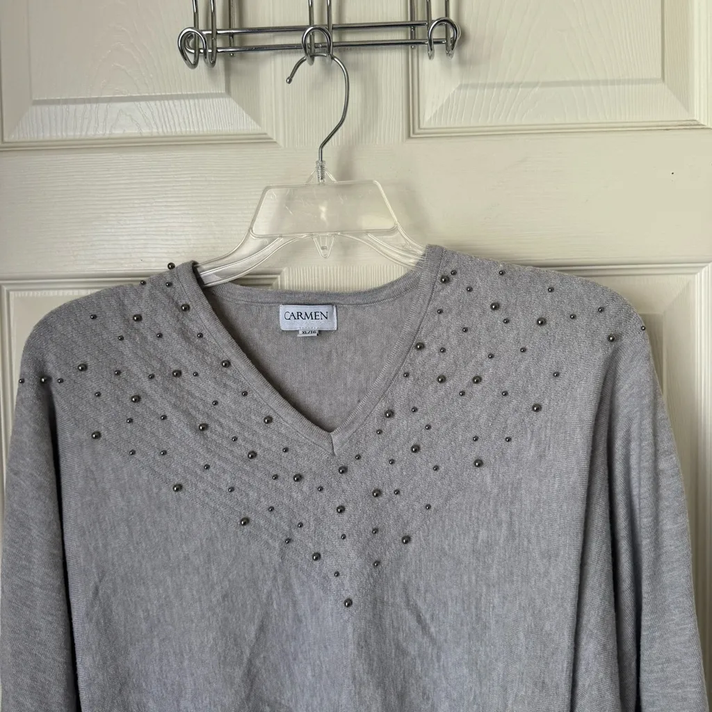Carmen Marc Valvo‎ XL Dolman Sleeve V Neck Gray Sweater Beaded Yoke - Image 4