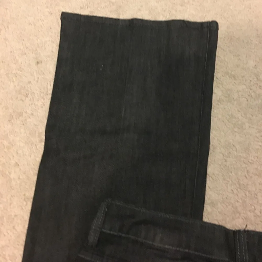 Kenneth Cole Black Flare Jeans - 32" inseam - Image 5