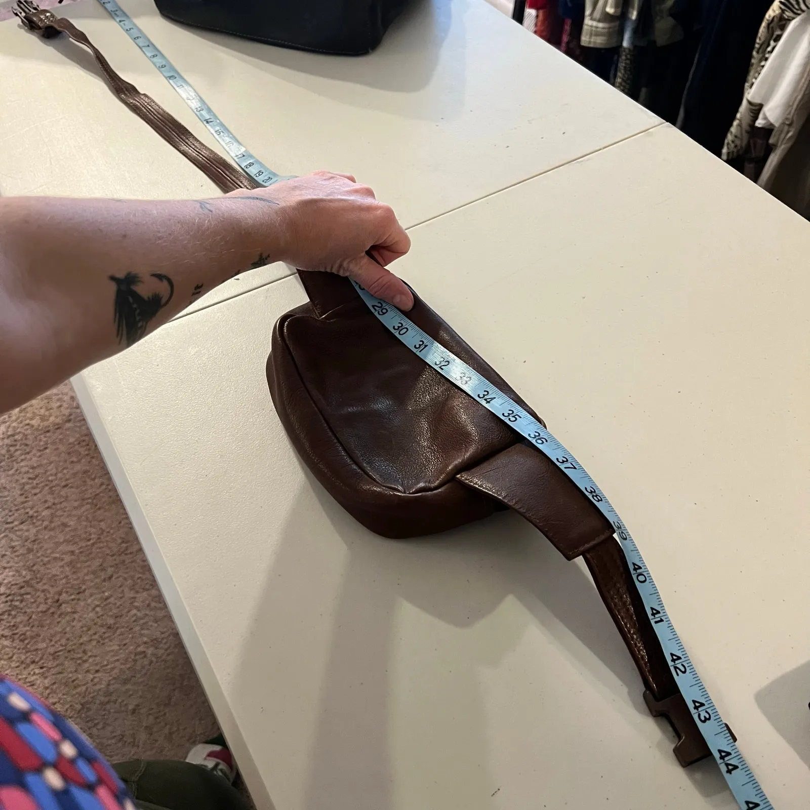 Brown Vintage 90s Soft Genuine Leather Zipper Small Crossbody Fanny Pack Bag - Image 11