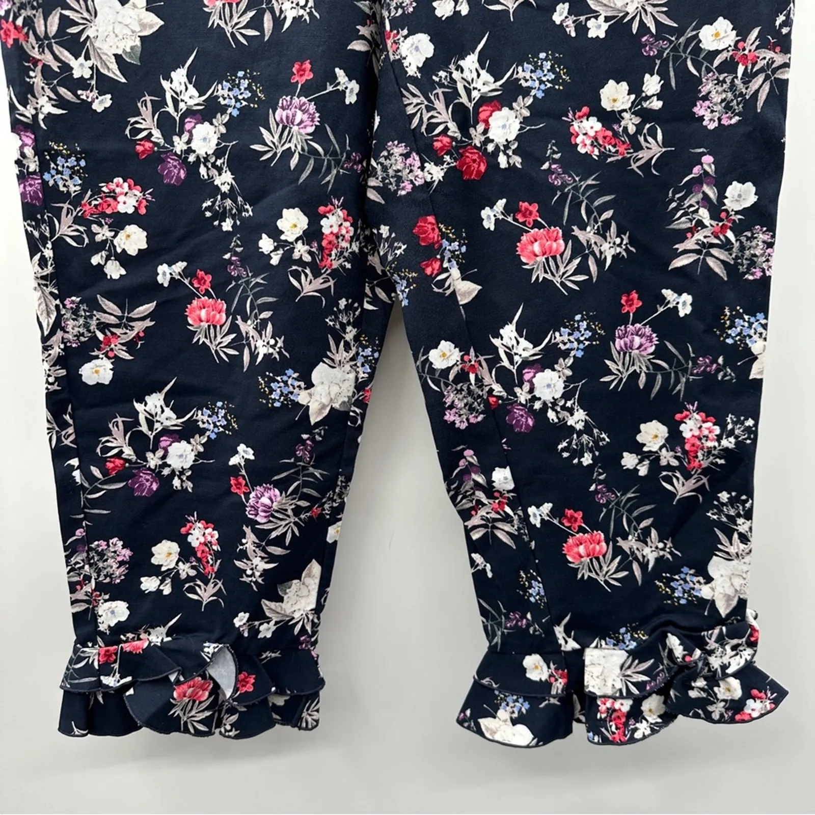 Lane Bryant The Allie Navy Blue Multicolor Floral Ruffle Cropped Pants Sz 14‎ - Image 3