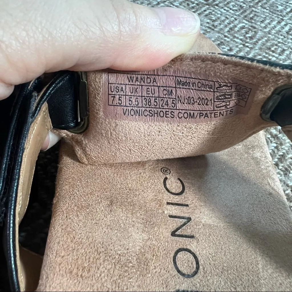 Vionic Wanda Women’s Sz 7.5 Black Leather T-Strap Thong Flip Flop Sandals Casual - Image 5