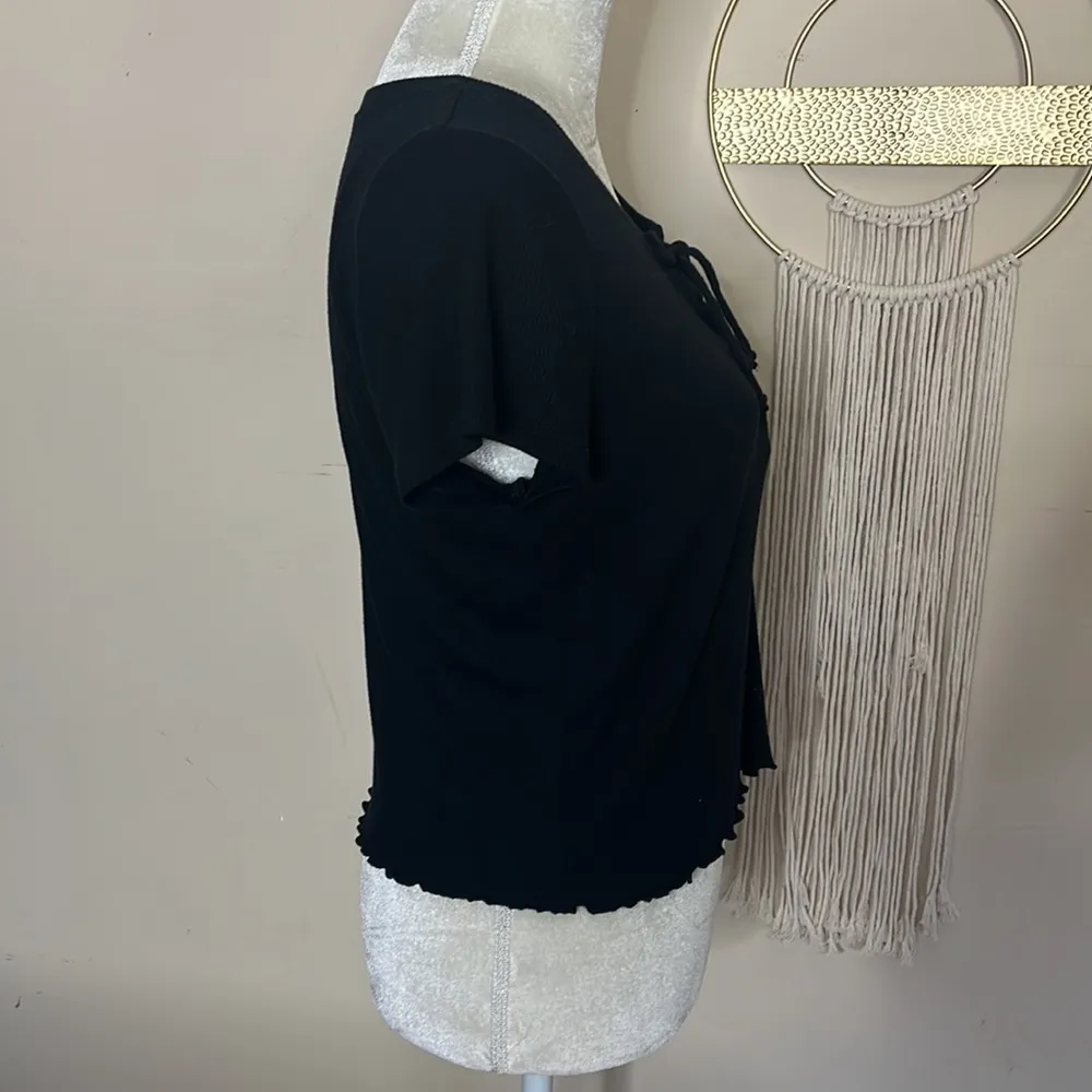 Hollister co • lace up ribbed crop short sleeve top - Image 84