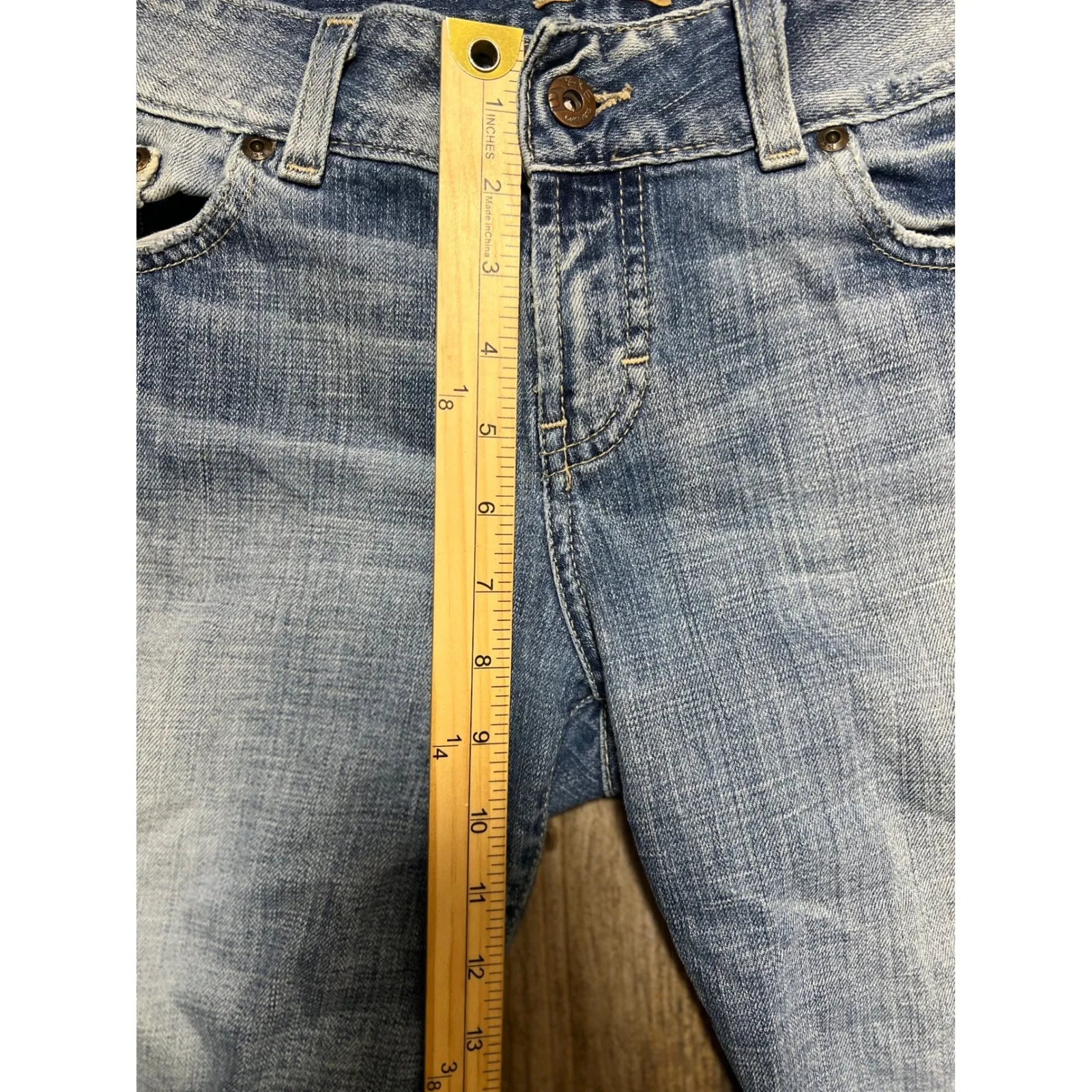 BKE Buckle Shorts Size 30 Medium Wash Distressed Denim Bermuda Activewear Sports - Image 7