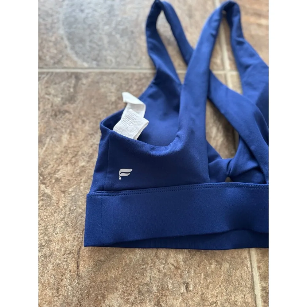 Fabletics Oasis Twist Sports Bra Size XS - Image 6