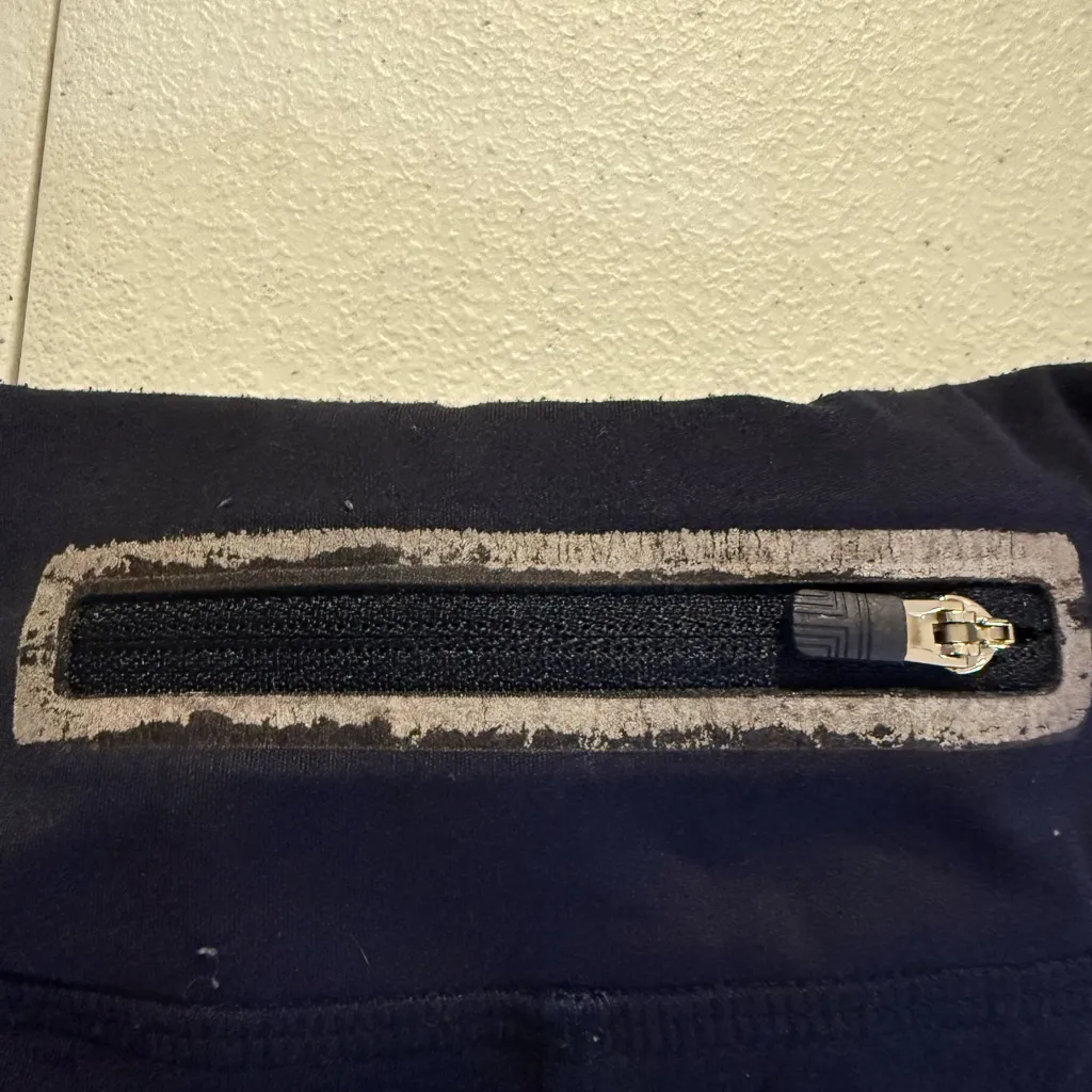 Tory Burch Sport Navy Weightless Chevron Leggings Womens Size Small - Image 8