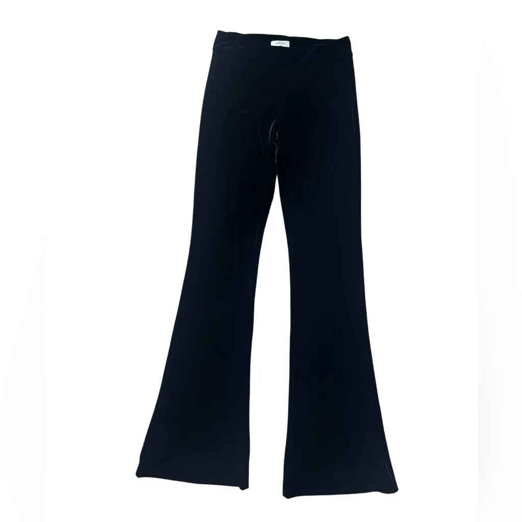 Avenue Montaigne Bellini Black Velvet Flare pants Sz 4 Pull On Minimalist luxury - Image 3