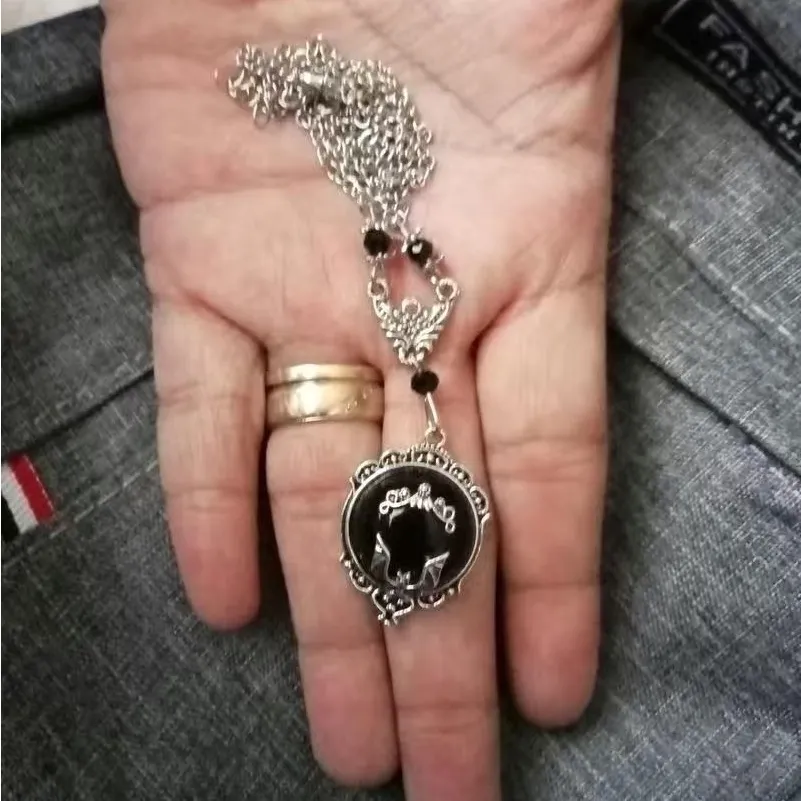 Gothic Bat Silver Plated Round Pendant Necklace Faux Fashion Jewelry‎ - Image 7