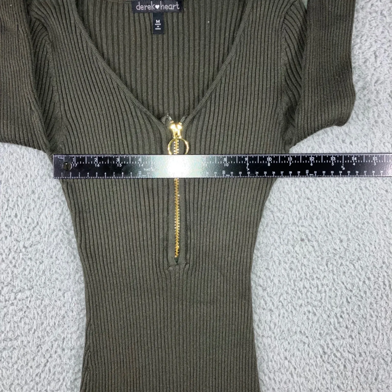 Derek Heart Ribbed Long Sleeve Bodycon Mini Dress Women Medium Olive Green - Image 4