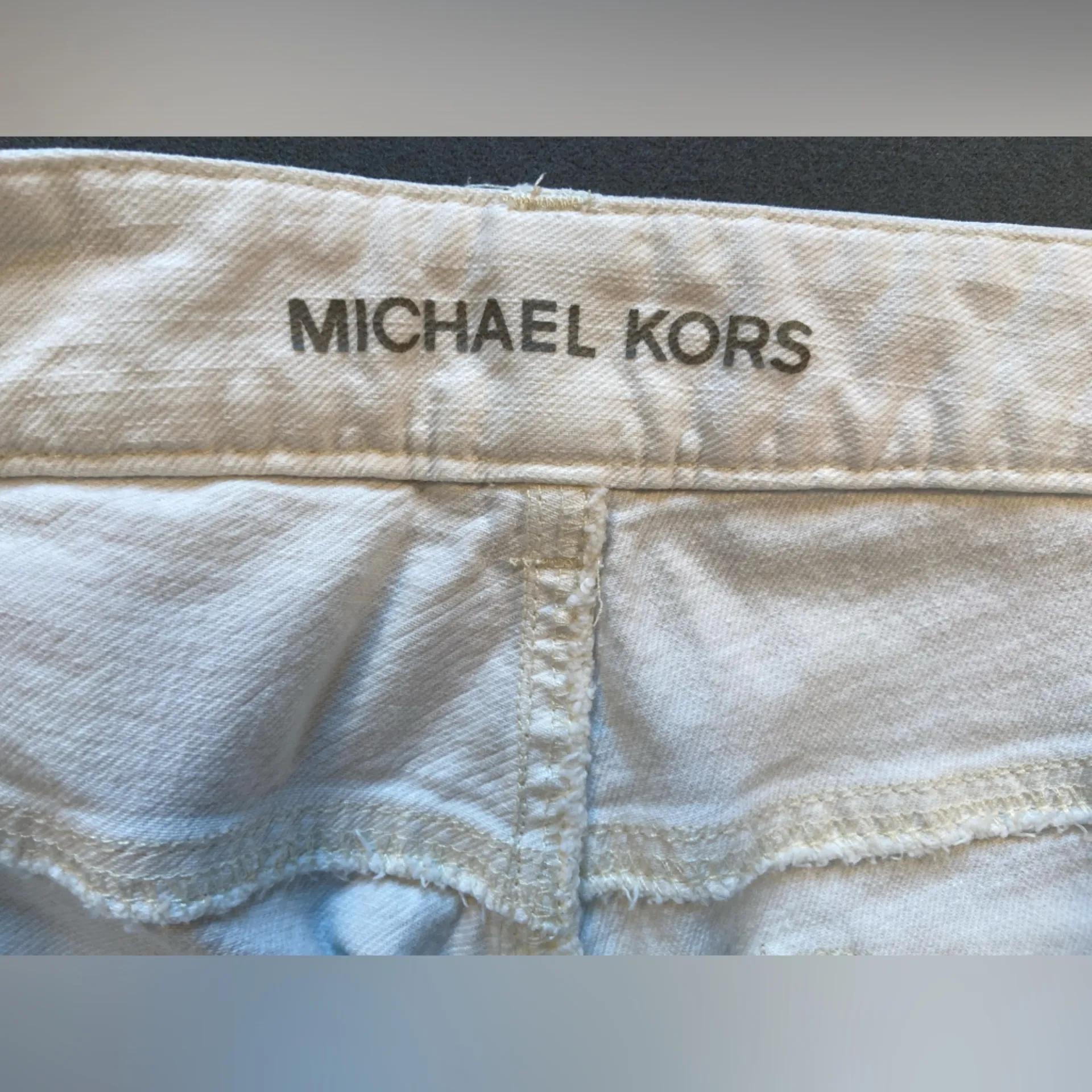 Michael Kors,‎ Winter White Vintage Soft Jeans, Size 16W - Image 3