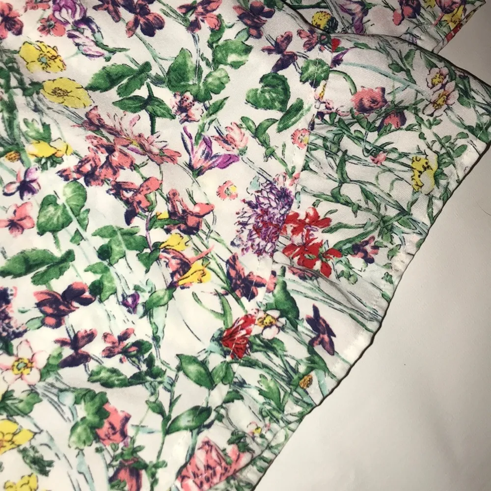 NWOT! Gorgeous New Do + Be Floral Romper Small - Image 7