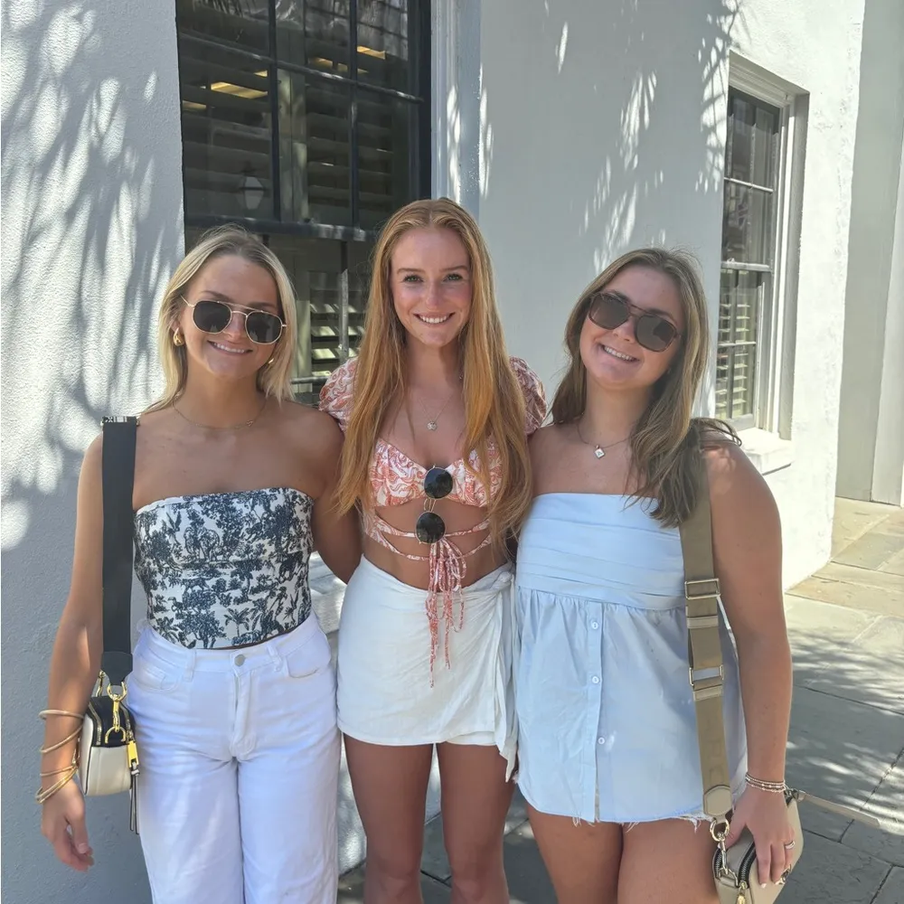 American Threads Blue and White Lace-Up Blouse - Image 5