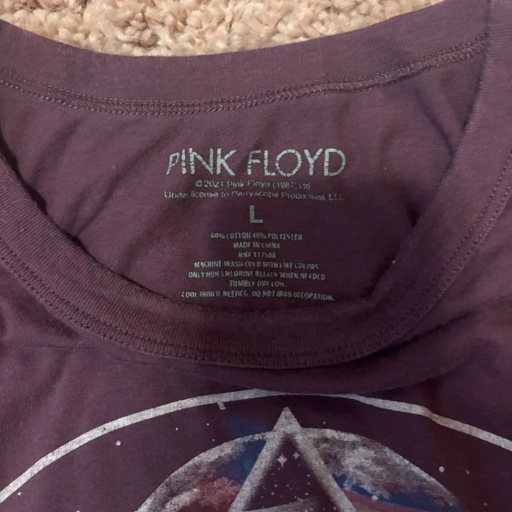 Pink Floyd Dark Side of The Moon Size L Purple Short Sleeve TShirt Festival Tee - Image 2