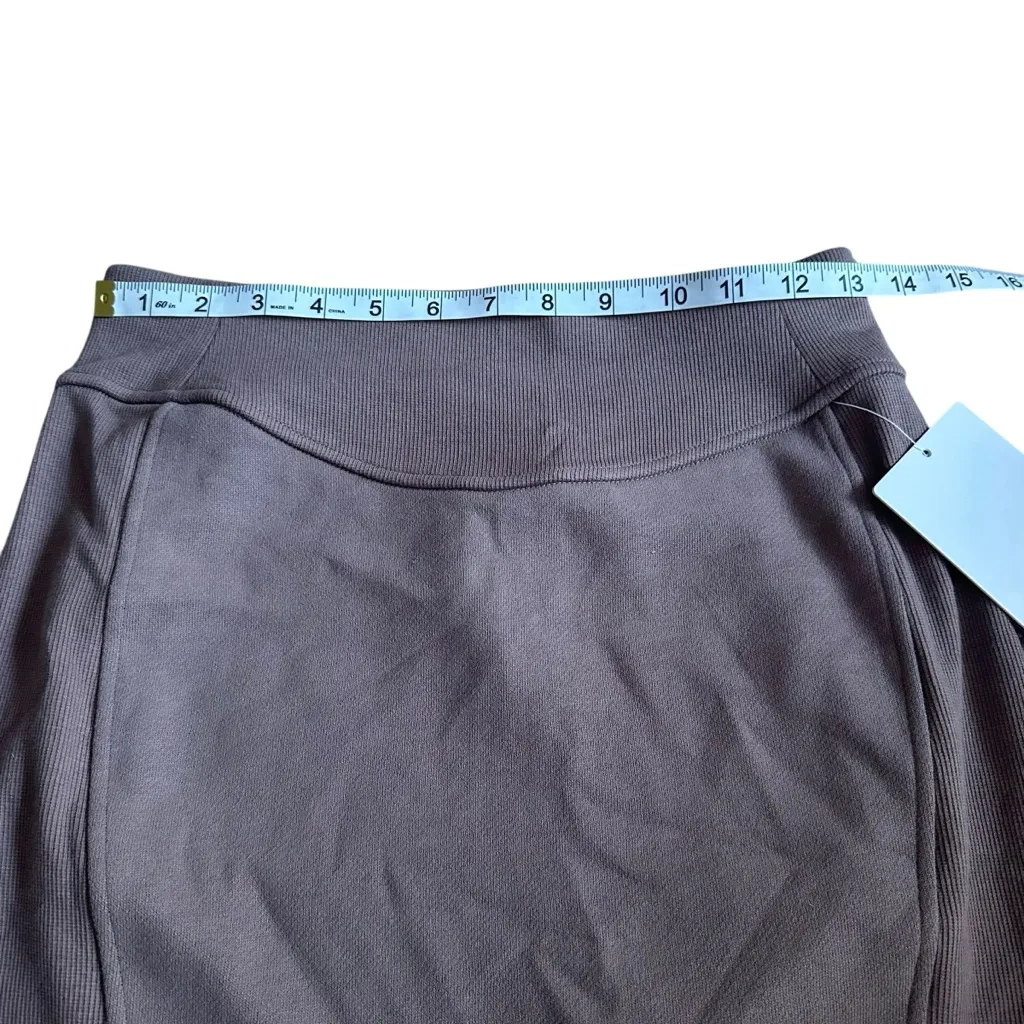 Lululemon Women's Scuba High Rise Mini Skirt Color Taupetastic TPTC Size S NWT - Image 4