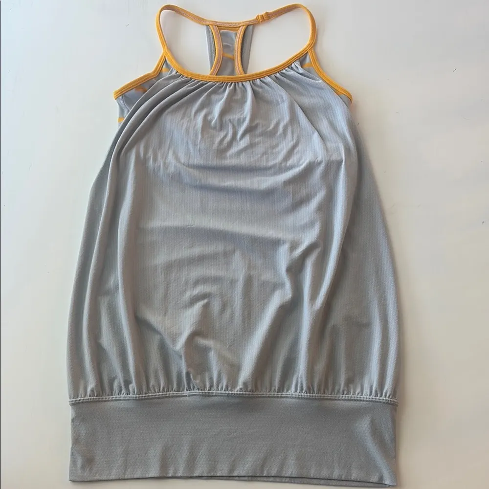 Lululemon No Limits Silver Spoon / Pop Stripe Light Gray Size 4 Tank Top - Image 5