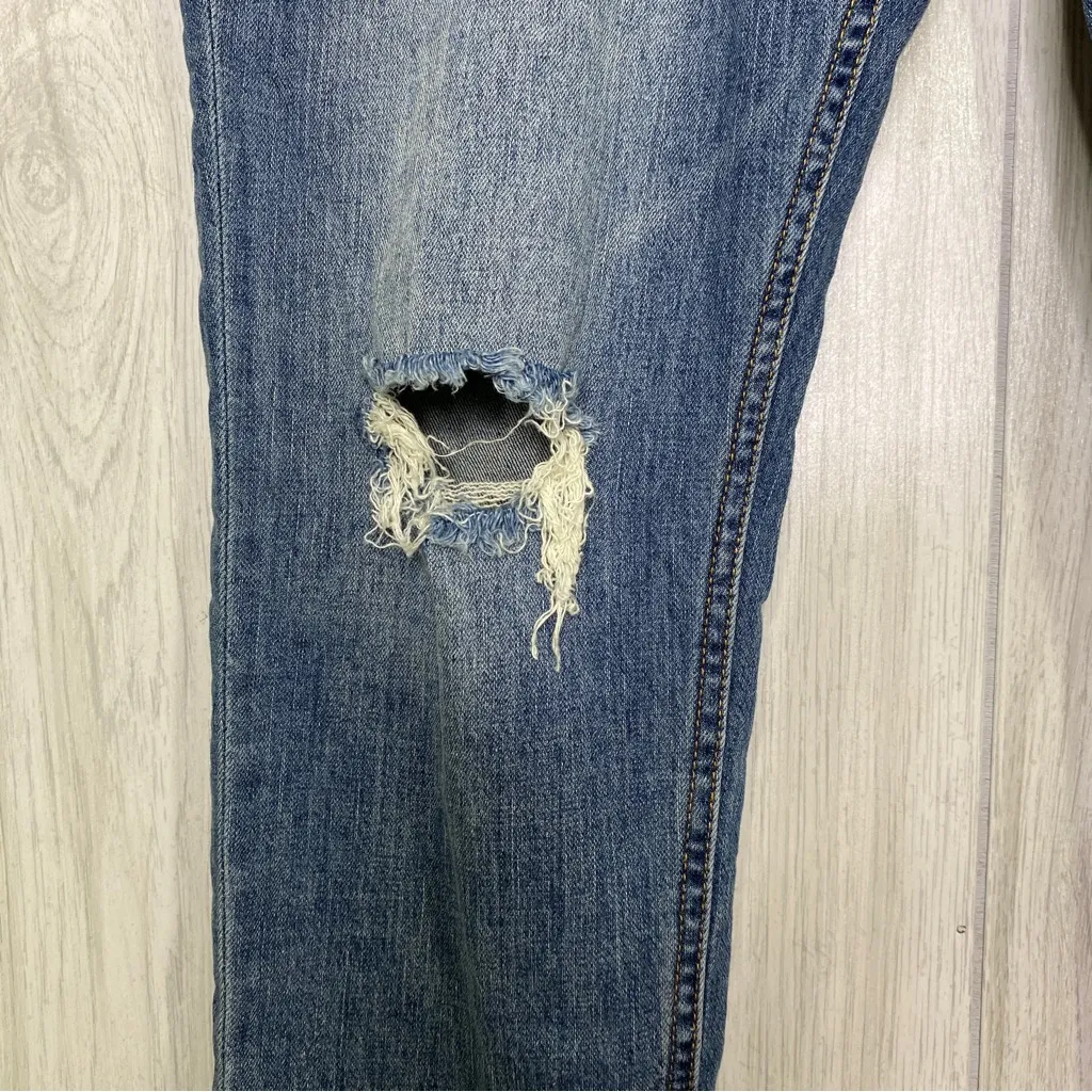 Anthropologie Pilcro The Heritage Boyfriend Distressed Busted Knee Jeans size 32 - Image 11