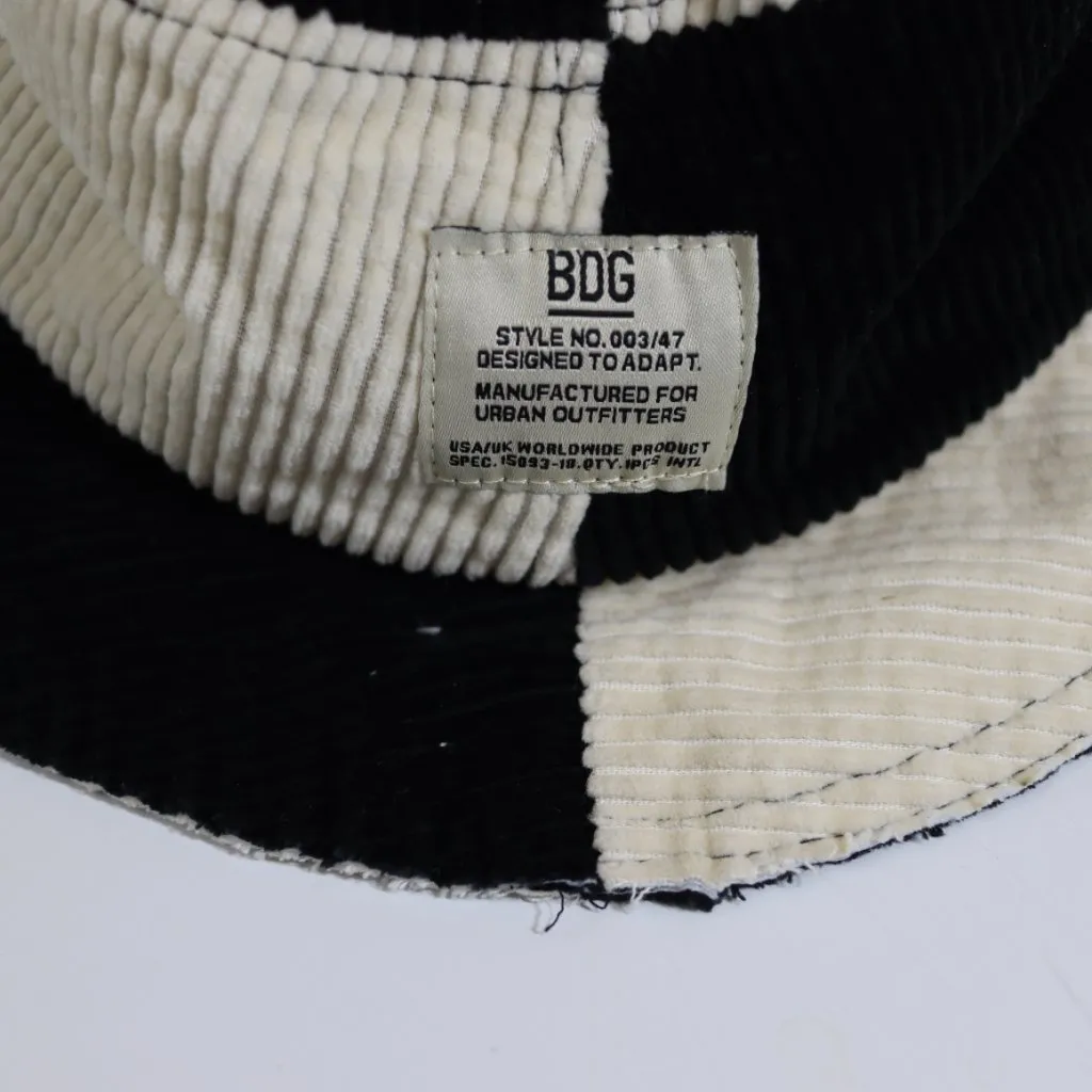 BDG Black & White Corduroy Bucket Hat Urban Outfitters 90s Inspired - Image 5