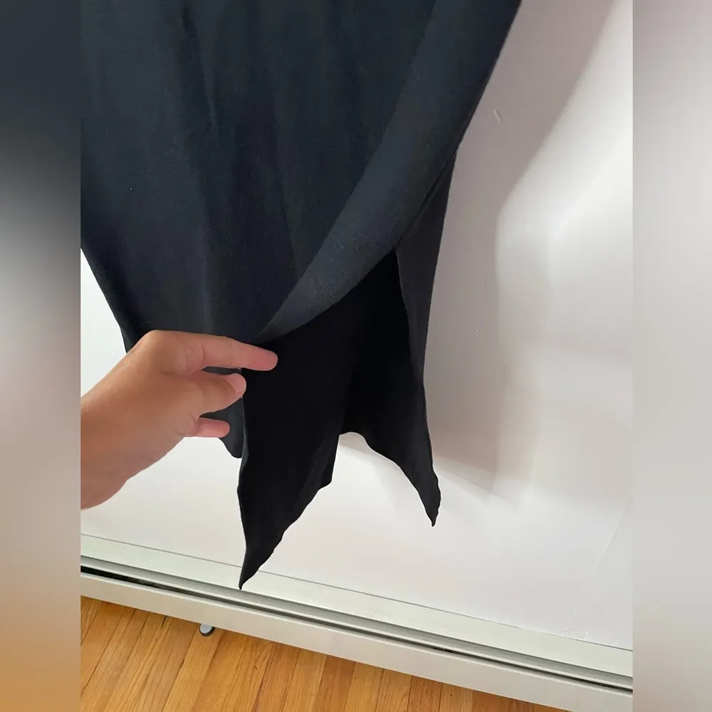 Nwot House of Harlow 1960 black midi skirt side slit size L - Image 2