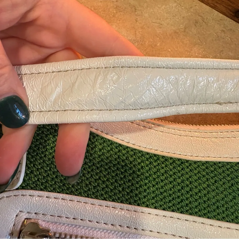 The Sak green purse 100% poly propylene medium size with 7 pockets*project bag* - Image 10