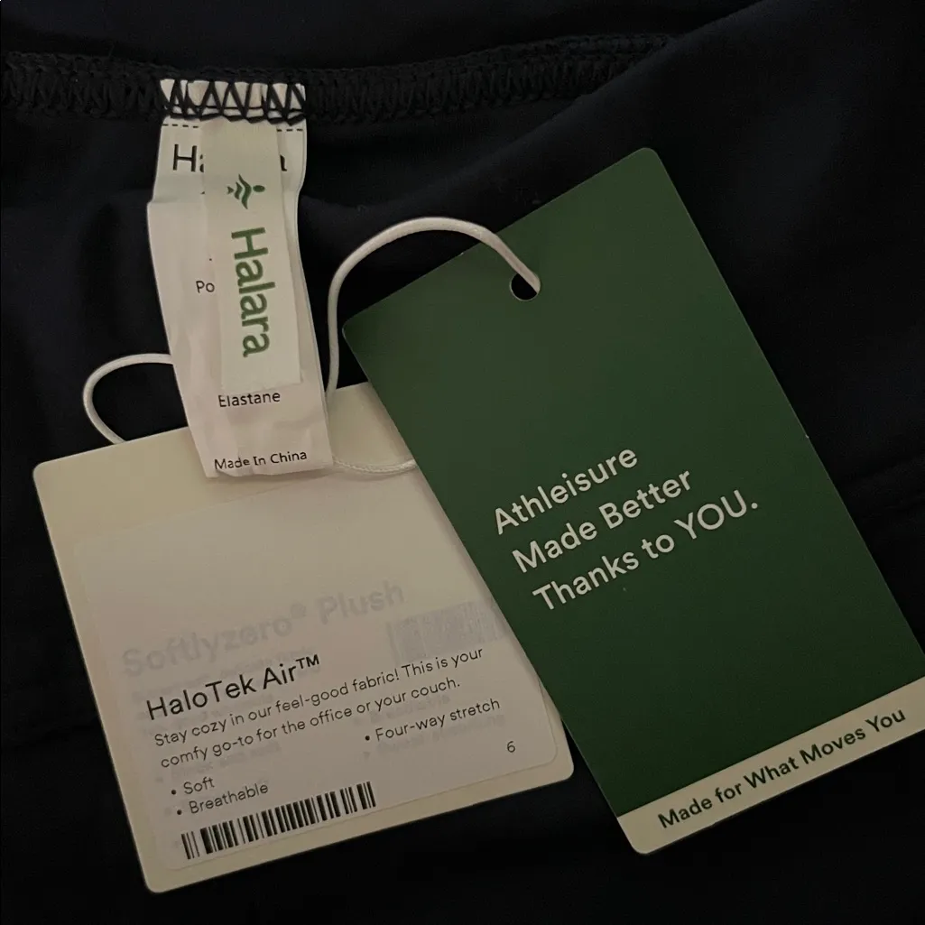 Halara NWT XL Navy Blue High Waisted Wide Leg HaloTek Air Athletic Work Shorts - Image 3