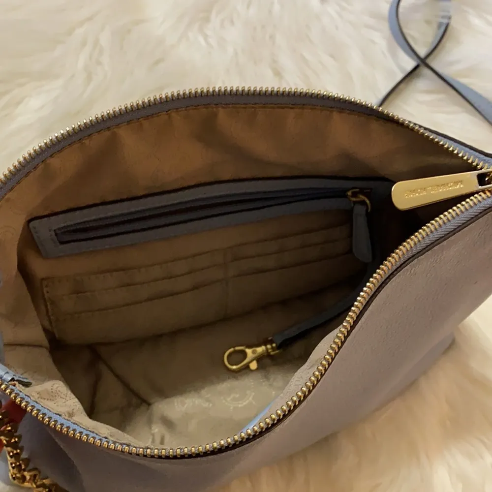 Light Blue Leather Michael Kors Purse - Image 6