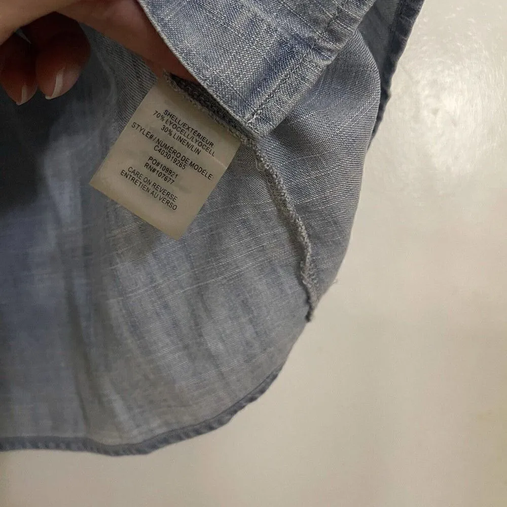 ALICE AND OLIVIA Sleeveless bue Denim button up shirt size XS - Image 3